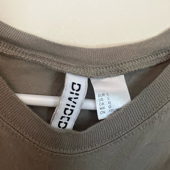 H&M cropped basic tee - Picture 3 of 4